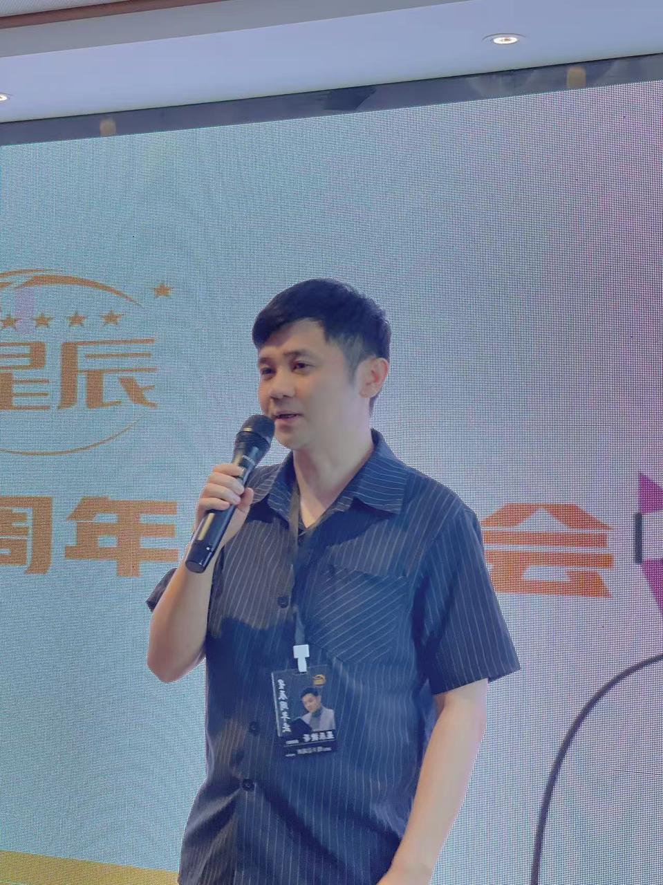 AI新手用Coze和n8n做了两个智能体，已经商用，短视频抖音点赞破万（完整教程）​