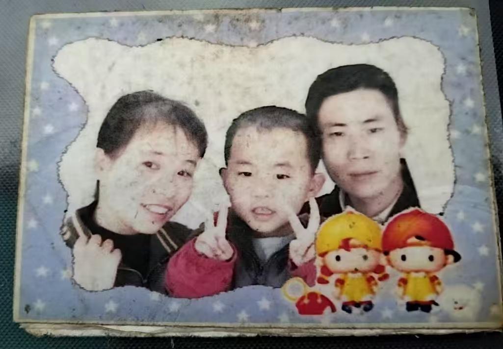 从留守儿童，到月入5w的AI超级个体，我的人生破局路！​