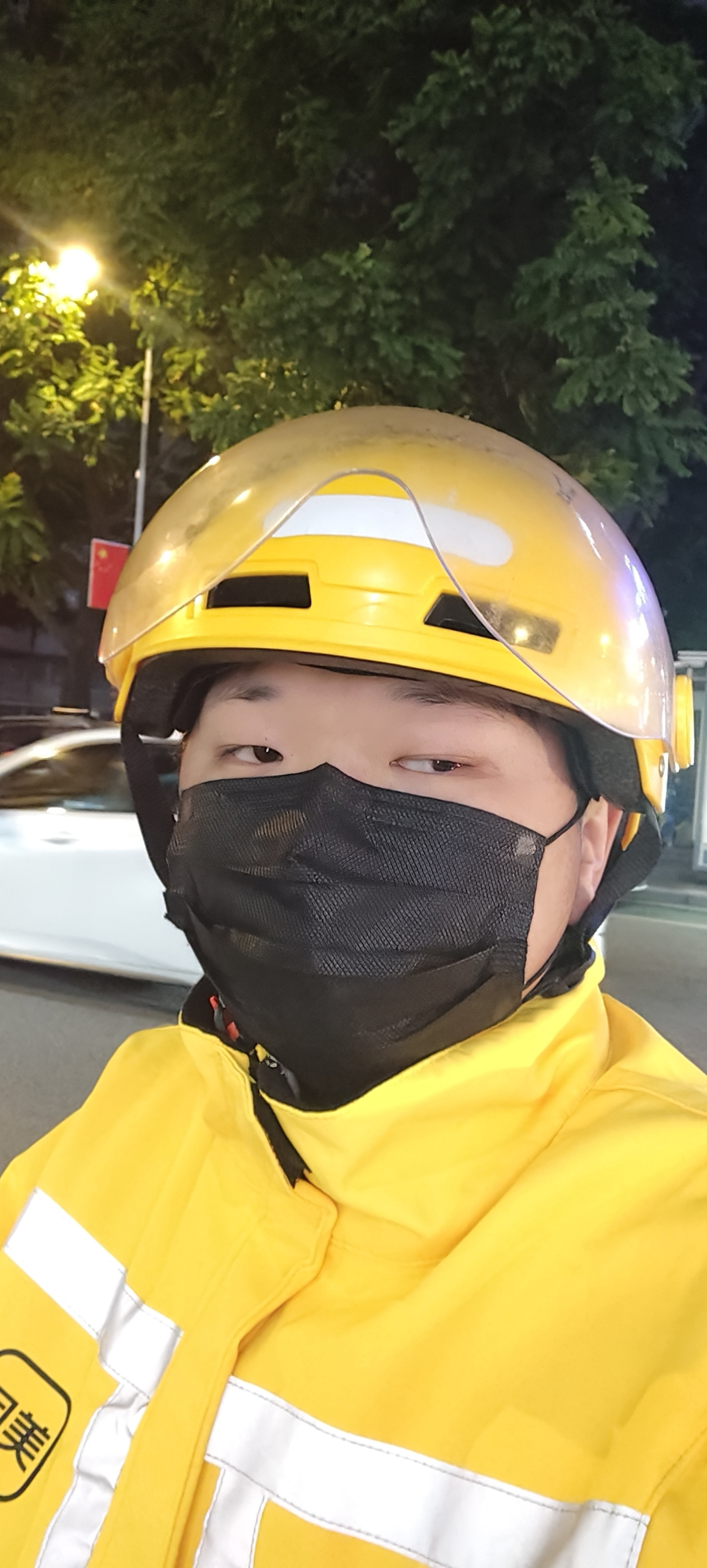 从送外卖到 AI 写作出海教练：我的破圈实战与闲鱼流量密码​